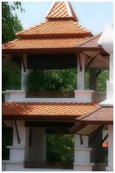 Aparthotel Frangipani 4*